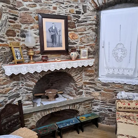 Filippa Chora Luxury & Cozy Kithnos